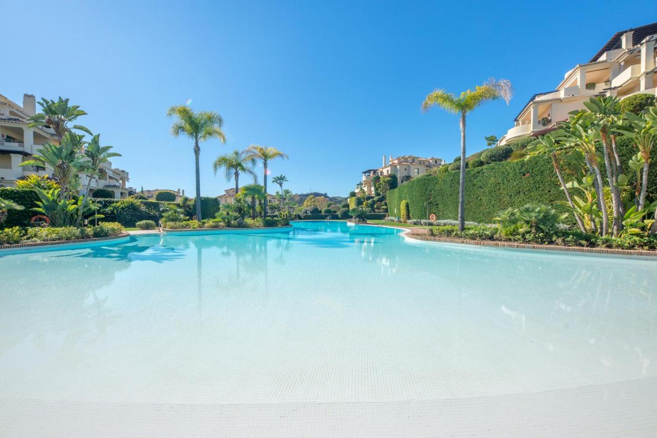 Capanes Del Golf Luxury Apartment 贝纳阿维斯 外观 照片