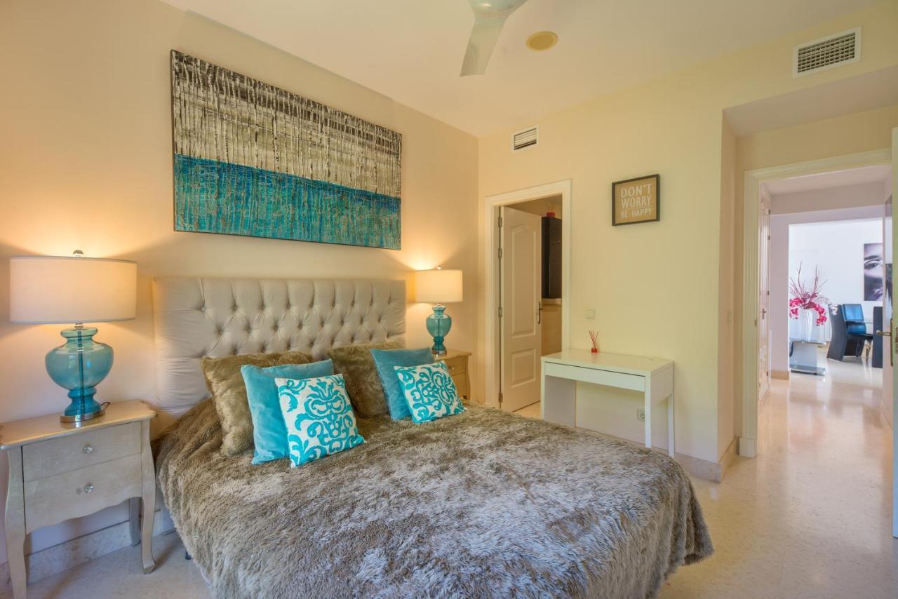 Capanes Del Golf Luxury Apartment 贝纳阿维斯 外观 照片