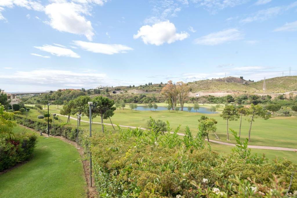 Capanes Del Golf Luxury Apartment 贝纳阿维斯 外观 照片